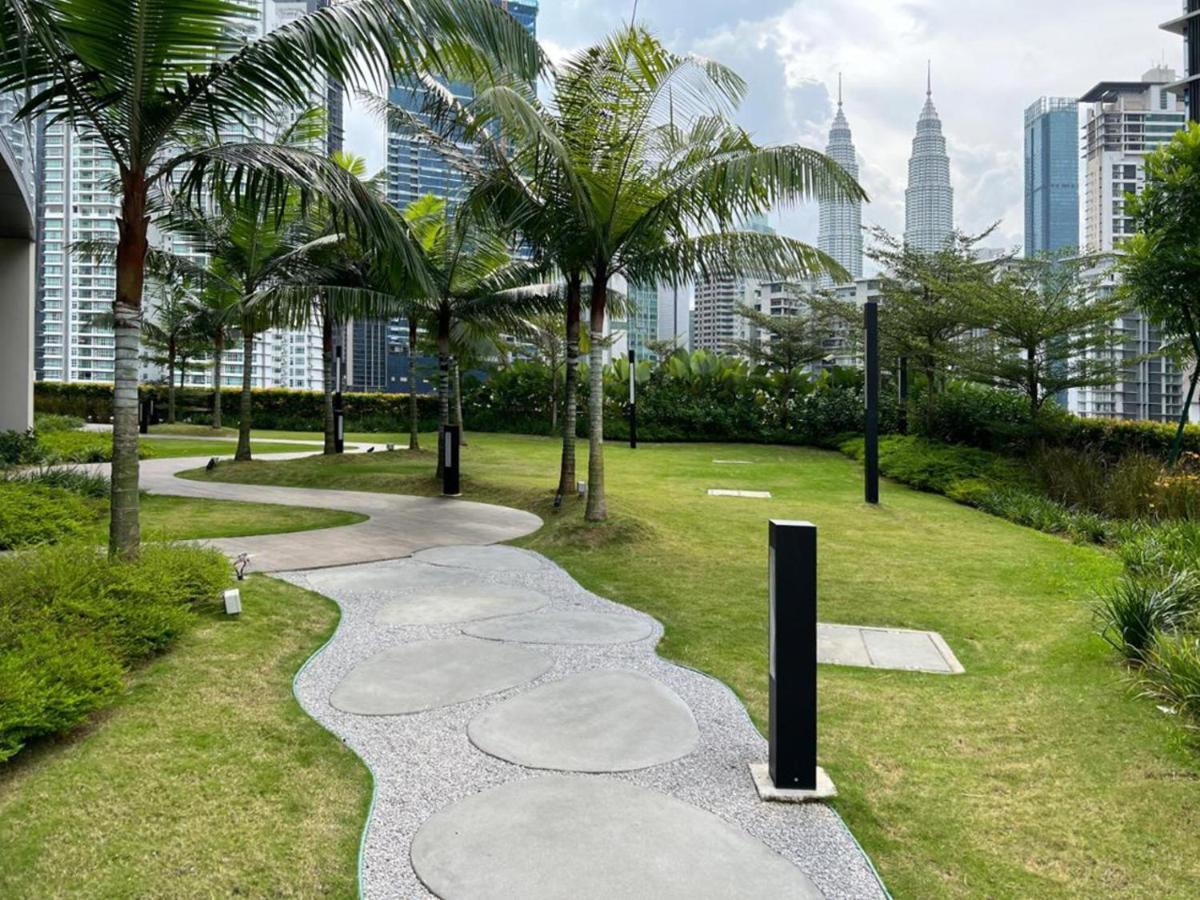 Eaton Residences Klcc By Bhs Куала Лумпур Екстериор снимка