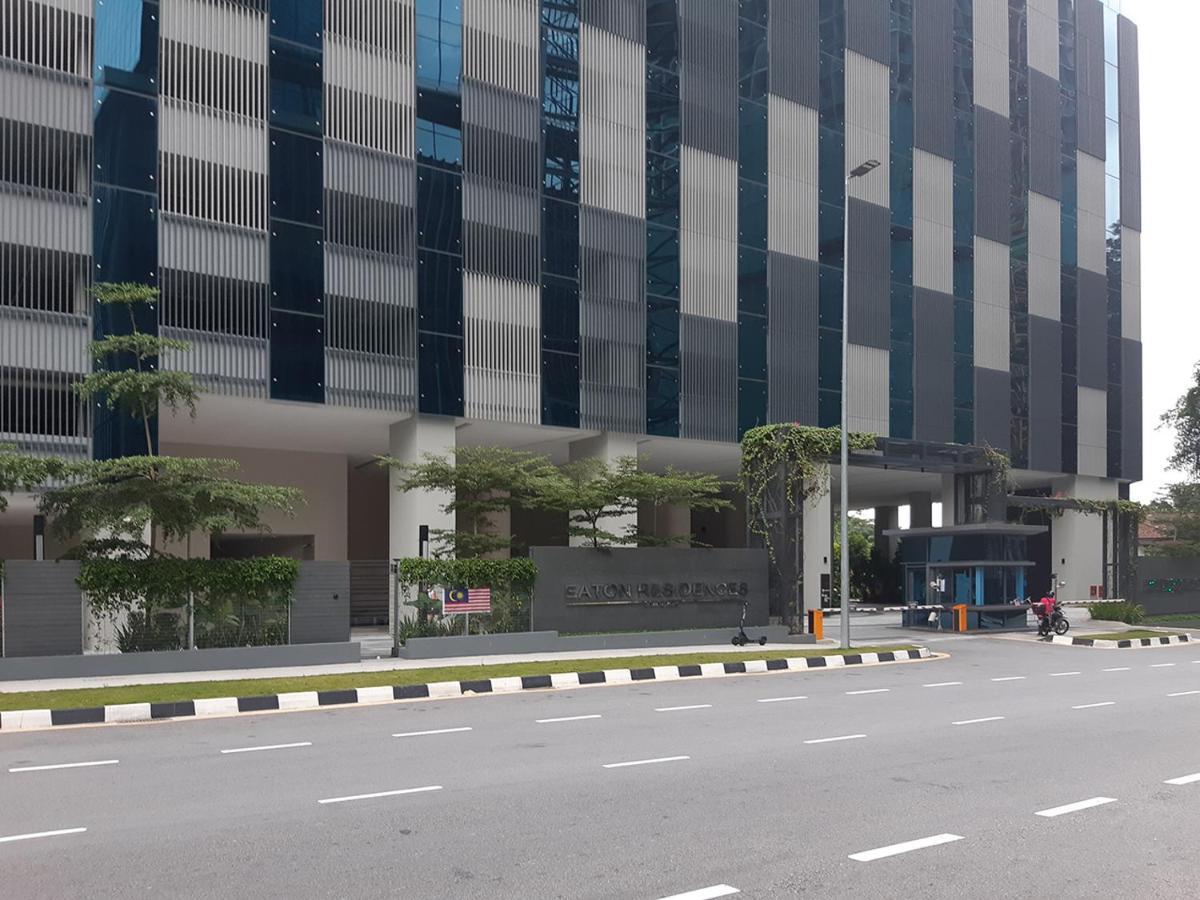 Eaton Residences Klcc By Bhs Куала Лумпур Екстериор снимка