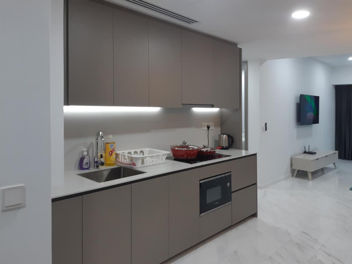 Eaton Residences Klcc By Bhs Куала Лумпур Екстериор снимка